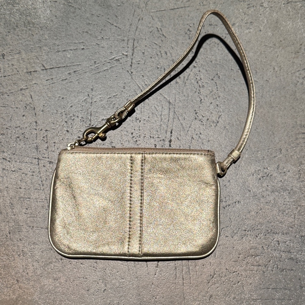 Elegant Gold Leather Wristlet Clutch Coach without the tag